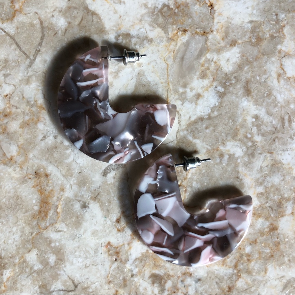 Resin acrylic Lavender Purple Pink Grey Tortoise circle statement earrings - Picture 2 of 5